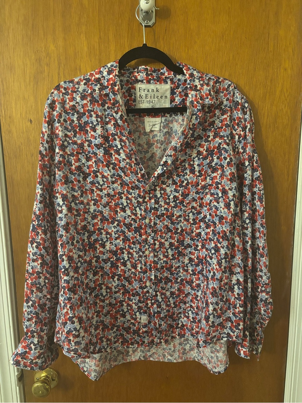 Frank & Eileen Floral Button-Down Shirt in Red and Blue